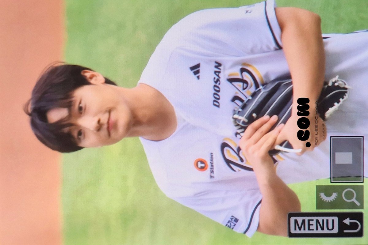 dohyundotcom's tweet photo. 250817 두산 시구
#이도현 #LEEDOHYUN #イドヒョン

⚾️ https://t.co/FSlB3eu6DR
