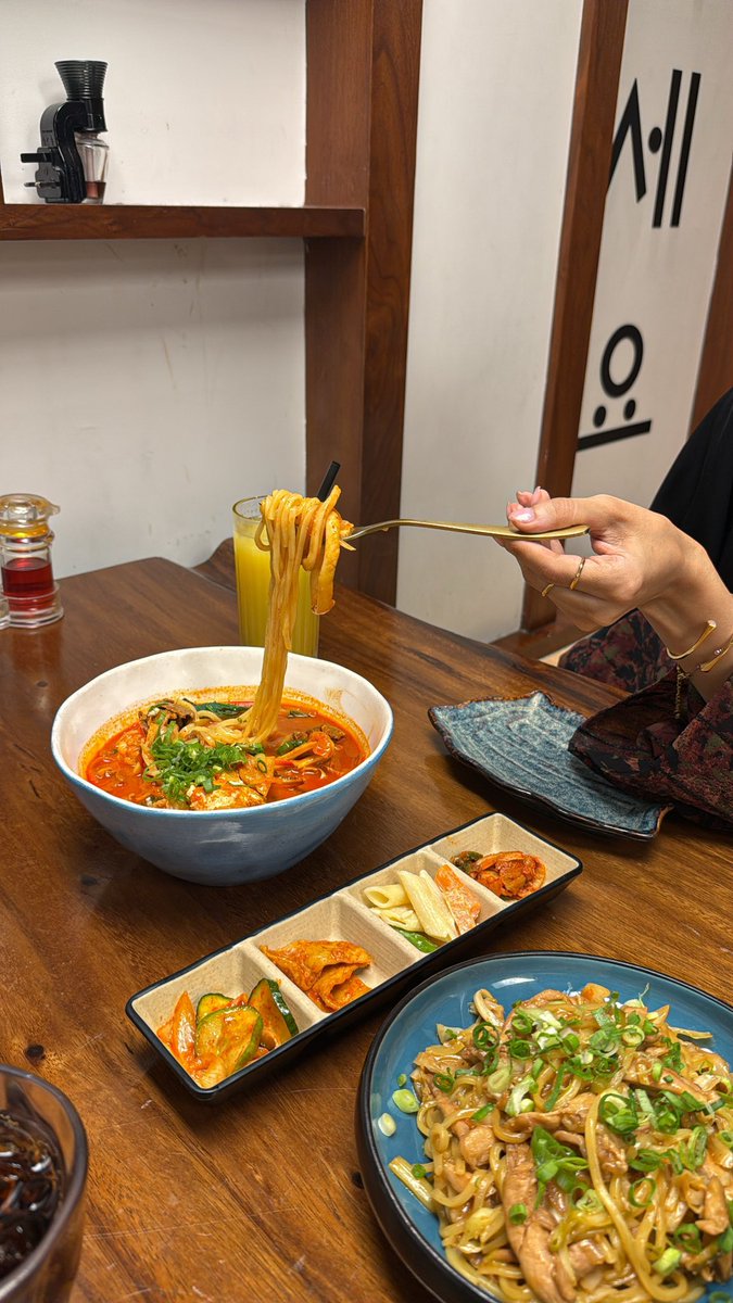 Ramen ڤايب المكان ياخذكم لكوريا 🇰🇷🤍
