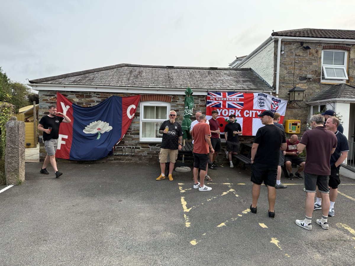 The York City Family

It’s a wonderful thing. #ycfc