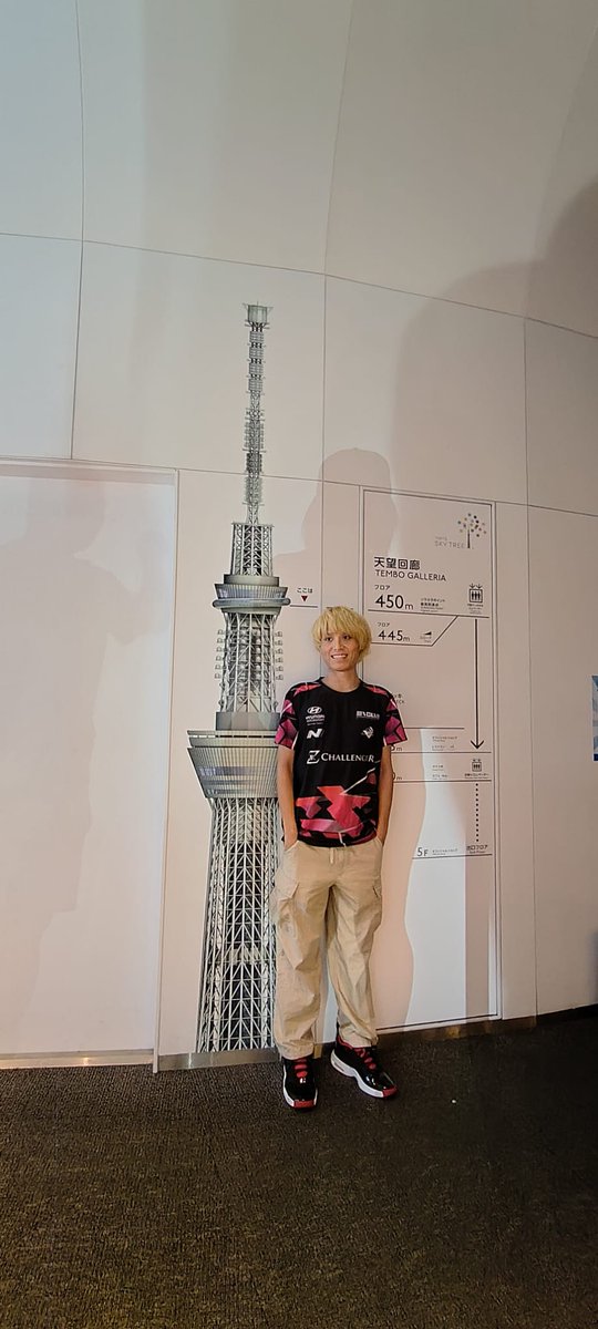 PLUTO MOK 莫梓諾 プルート tweet media
