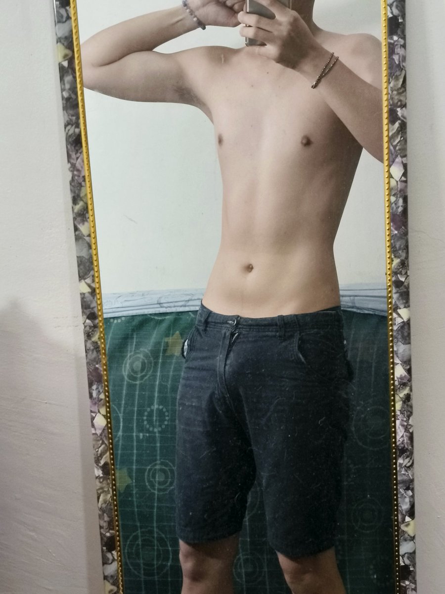 Zeondick's tweet image. Waist is getting sluttier