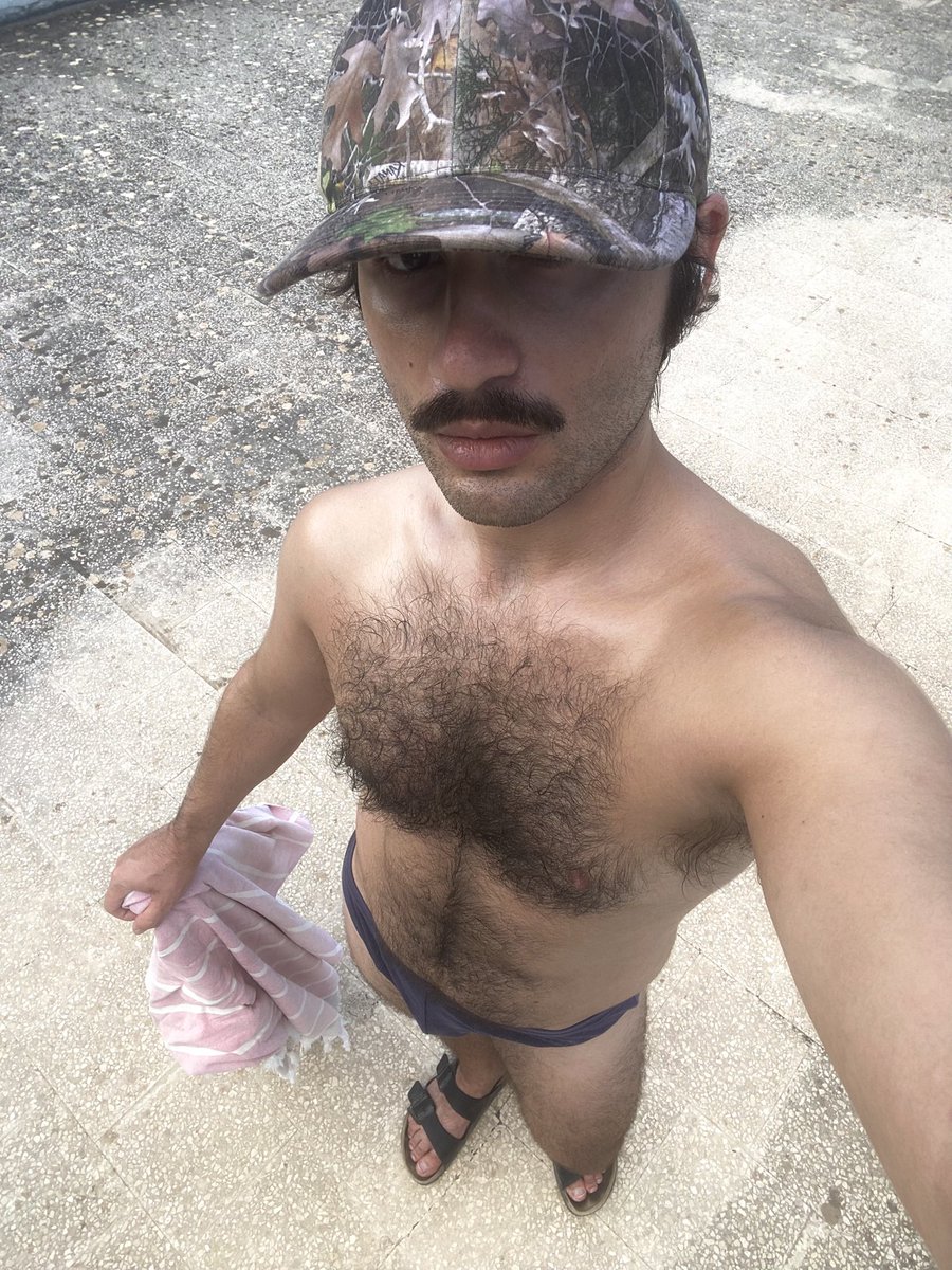 MoonchildFra's tweet photo. Oiled up https://t.co/6MPMuP3nru