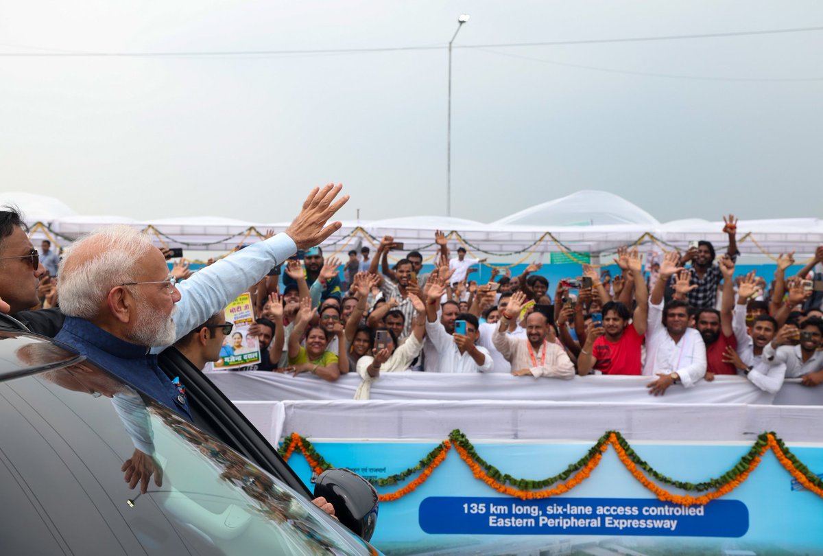 AIBSNews24's tweet image. Two major national highway projects in Delhi-NCR aim to boost connectivity and make life easier for people: PM @narendramodi 

#pmmodiindelhi #pmmodiinauguration