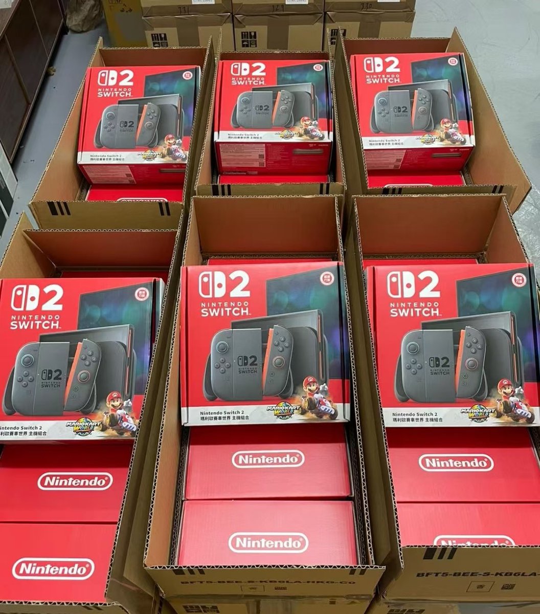 夏休み⭐️
任天堂Switch2  イオンやTSUTAYAなどでは最近売られてますね✨

まだ見た事ない方や高くて買えない方に
5台だけですがプレゼントしたいと思います✨
iPhone、iPad、Switch2の中から
選んでください🎁

フォロー
いいね
ほしい物をリプ

できましたら参加完了です😊

8月20日締め切りです。
