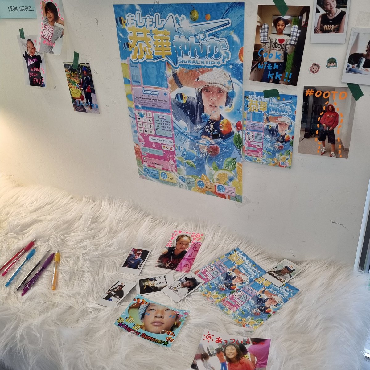 카페 들어가자마자 가득한 쿄카에 너무 행복했어요🫶🫶
미감 미침... 예쁜 카페 열어주셔서 감사합니당😆😆

#쿄카는_응답중
#プルルル_恭華が出たよ