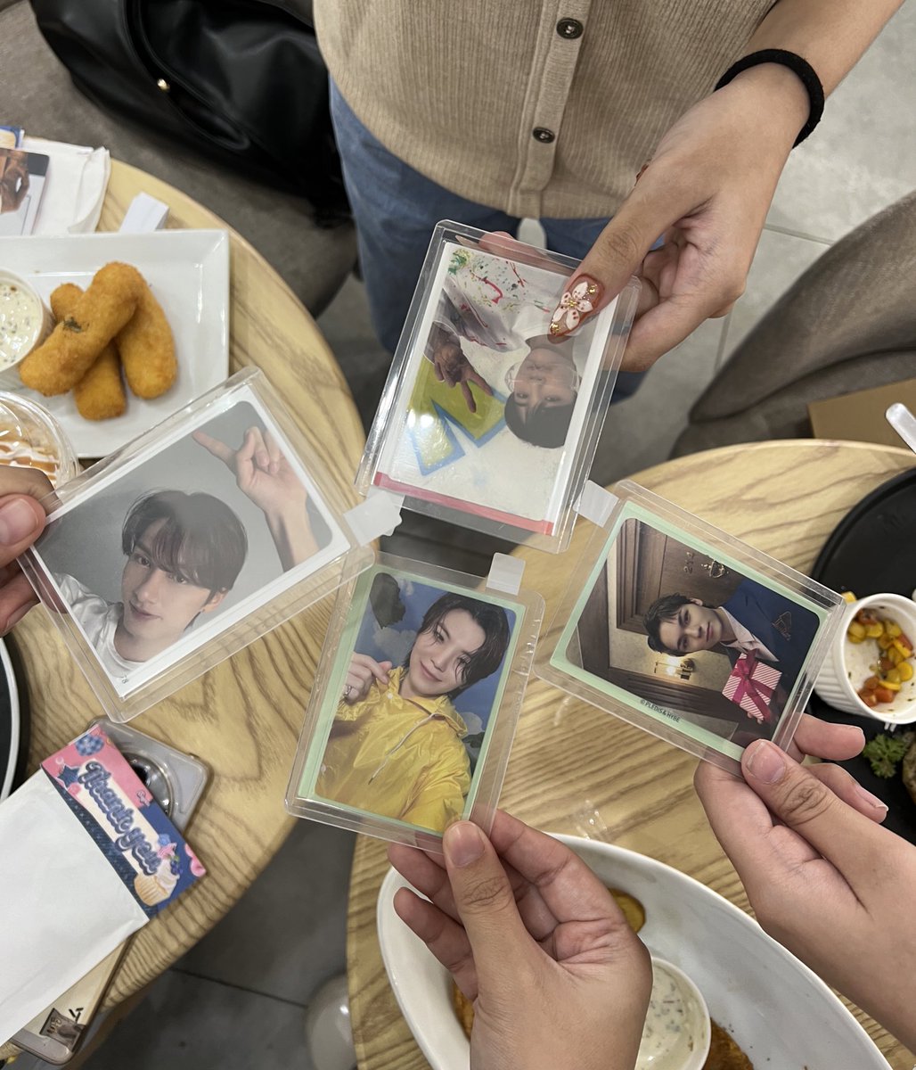 isha 🧸 missing woozi so much tweet media