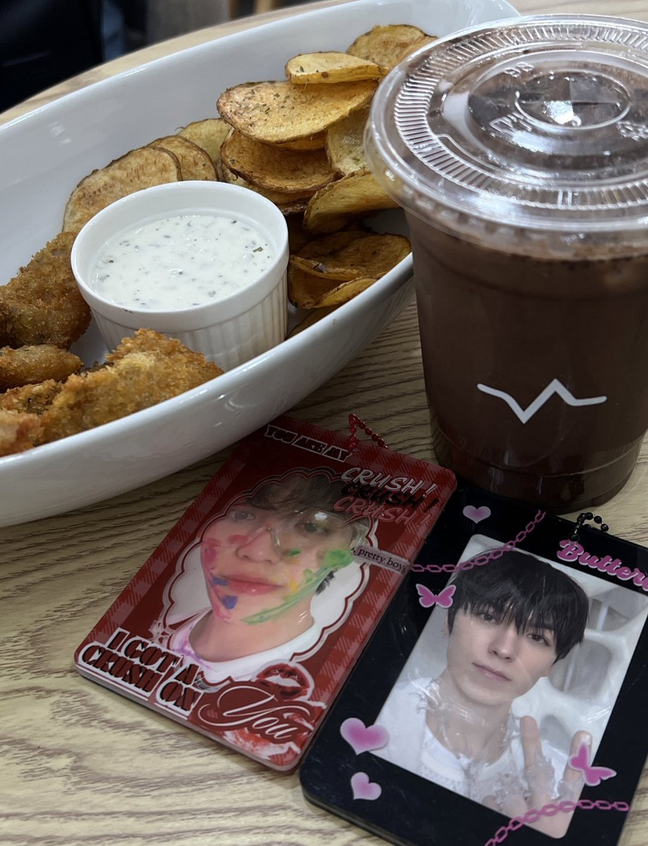 isha 🧸 missing woozi so much tweet media