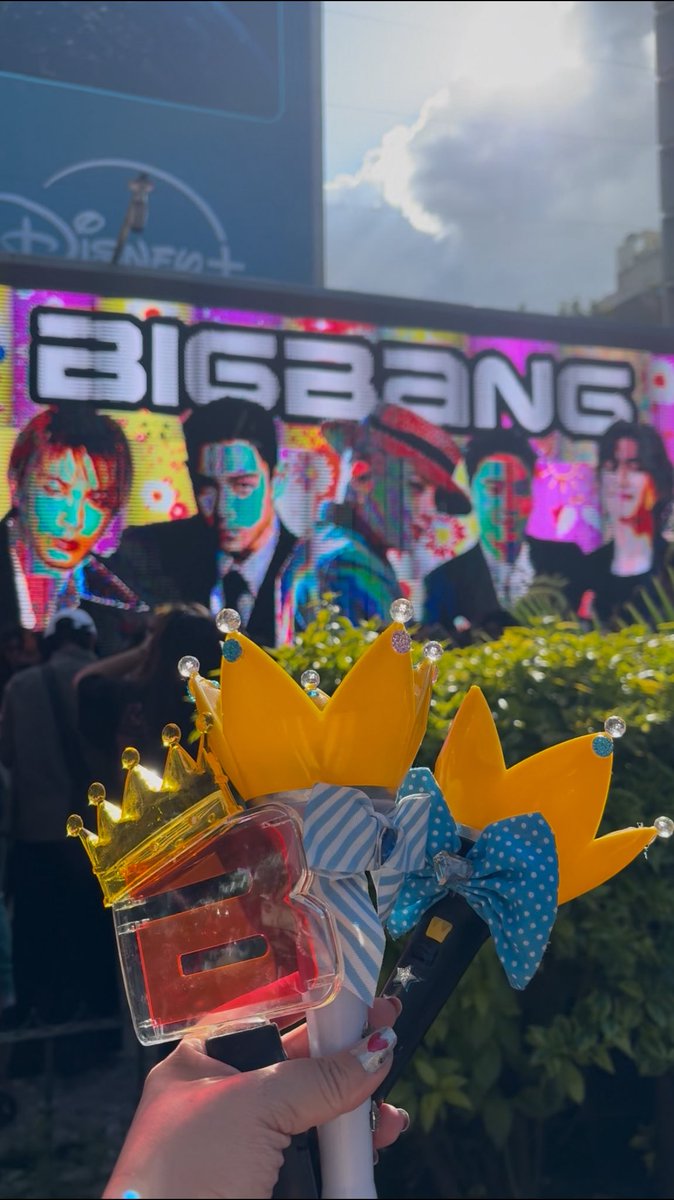 MashedgeLex's tweet image. Always my first love 🩷