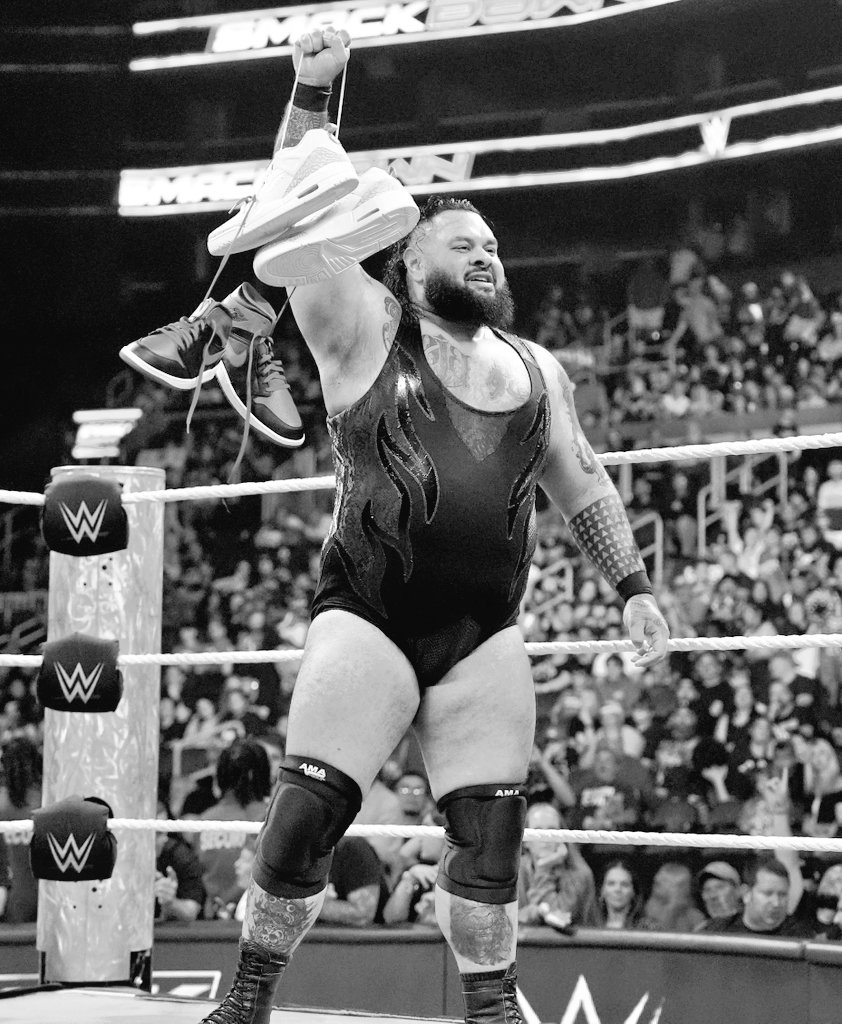 BRONSONISHERE's tweet image. 𝕿𝖍𝖎𝖊𝖋