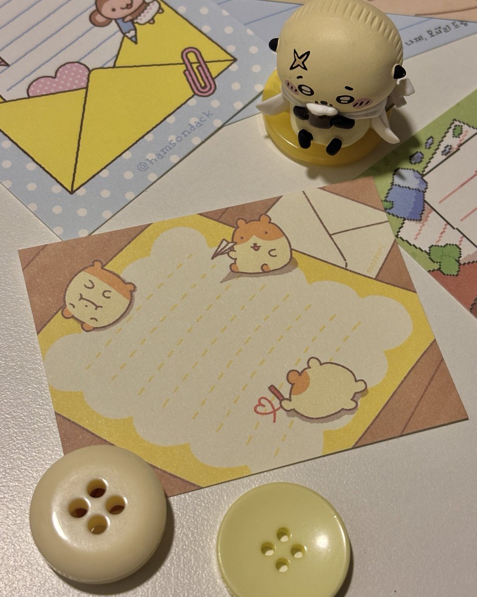 [마곡 K-일페 스탬프투어]🐹🐹🐹
25 . 8 .21(목) - 25 .8 .24(일) 마곡 코엑스
K-일러스트페어에서 스탬프투어 참여하고
꾹꾹 마음을 담아서 모조지팩 받아가세요📮