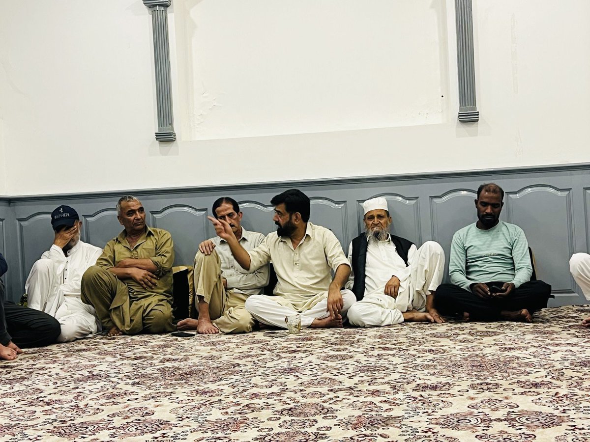 sheikhgowher10's tweet photo. The PDP Incharge Zadibal constituency Sheikh Gowher convened a significant party meeting today in hawal, Zadibal. The meeting witnessed active participation from key party workers. It was decided in next 8 days the party Incharge will constitute framework of the designations. https://t.co/W71KmWcn8D