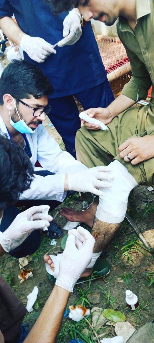 e0e8af9c6086451's tweet image. جماعت اسلامی الخدمت فاؤنڈیشن ، مشکل گھڑی میں ساتھ ساتھ 
#AlkhidmatFloodResponse