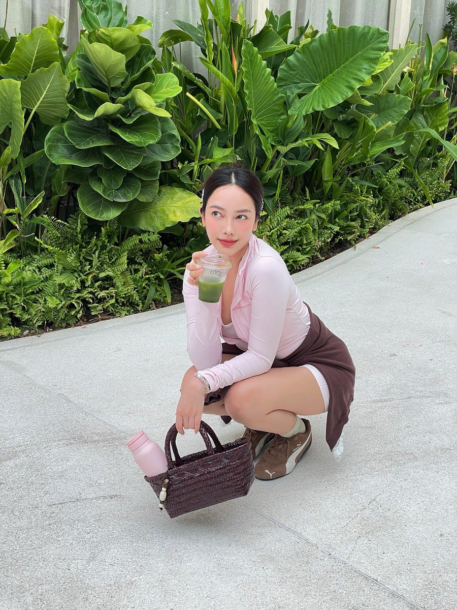 Exercise makes us instantly more beautiful. 😑  #เปรี้ยวทัศนียา #preawwnp