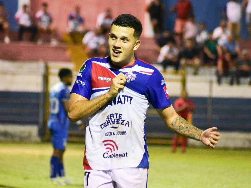 EDH_Deportes's tweet photo. #PorSiNoLoViste #Fútbol
El técnico de #Firpo valoró el esfuerzo del #grupo por mantener el buen nivel y el momento #impecable que viven en #Usulután
MÁS DETALLES: ⬇️
https://t.co/CMss2XPYYV https://t.co/ZnmQ4MQ7s5
