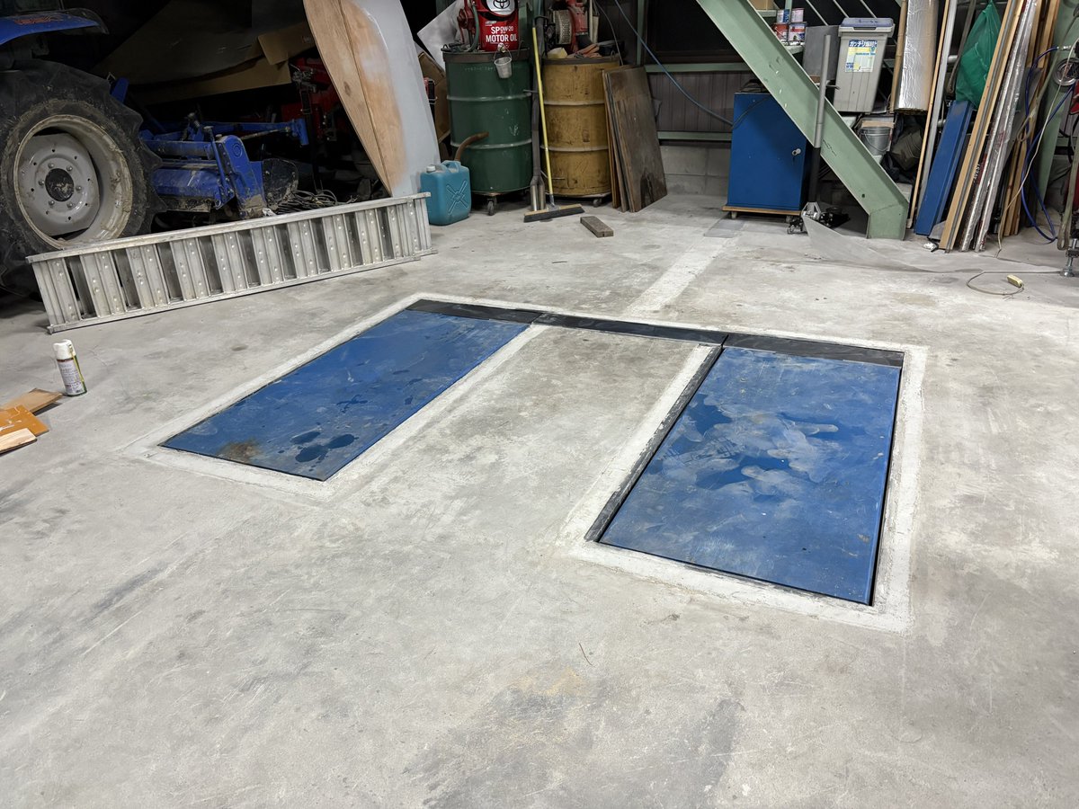seiryu_110's tweet photo. 先日大工事を経てリフトが埋設されフラットリフトになりました!
エアコンも完備しておりますので低い車両でも安心安全快適ににご利用して頂きやすくなりました!
#SRFactory https://t.co/JXBmOc7iS1