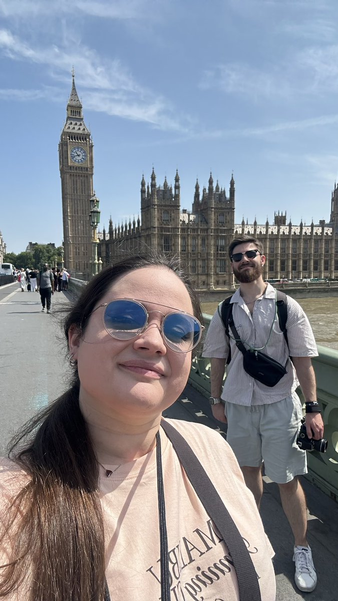 estheeerr21's tweet photo. @Edduam99 londres agosto 2025 🇬🇧🎡💂🏻‍♂️ https://t.co/NCuK3Mjr87