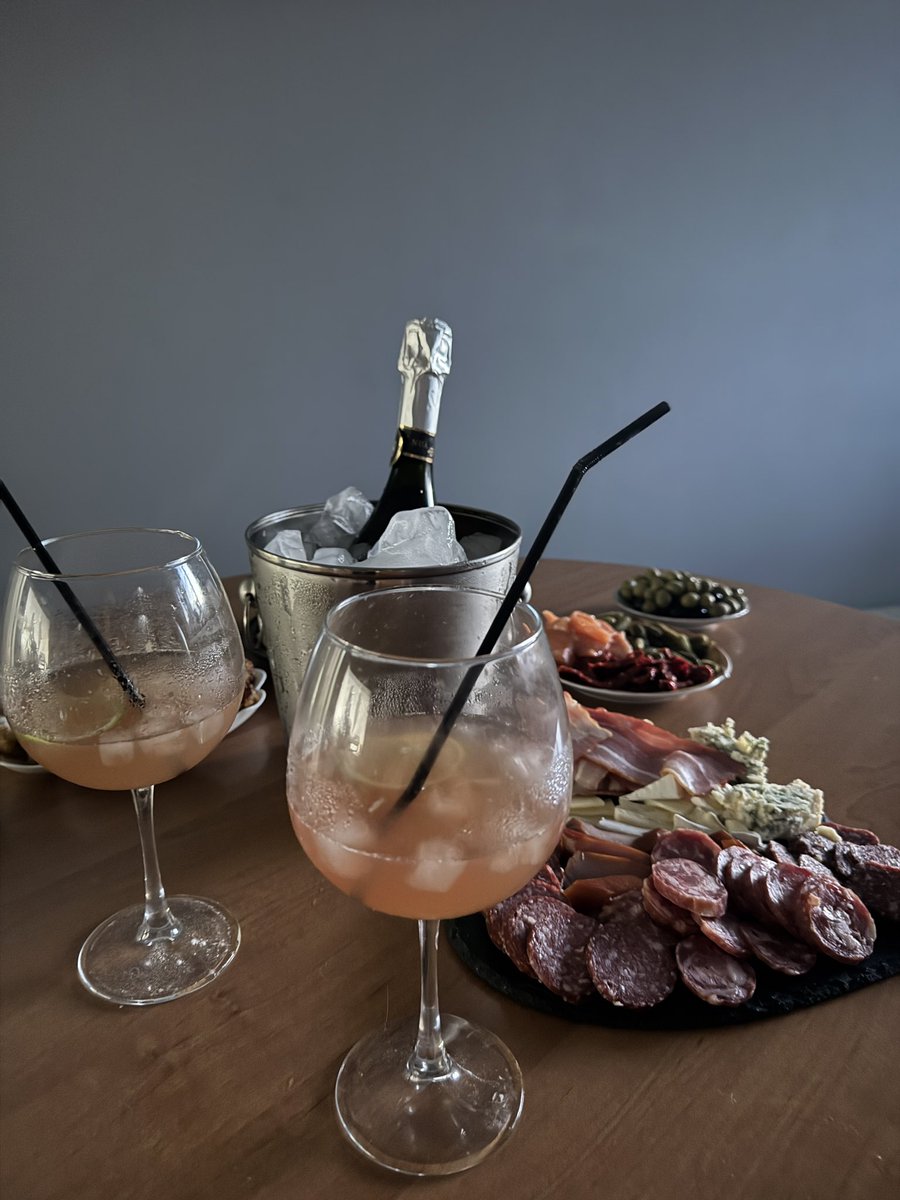 npmted's tweet image. вчера был мой лучший день рождения