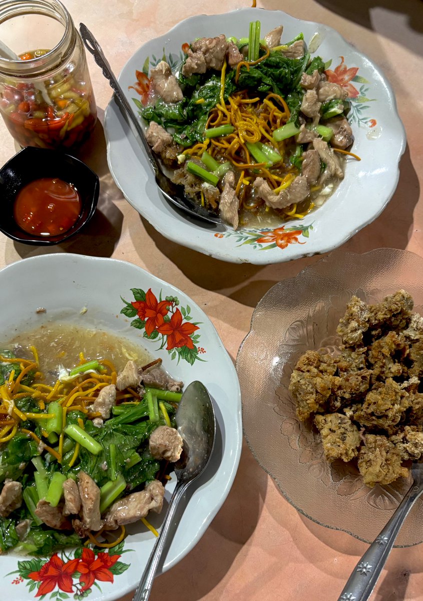 Fondasi dulu seblum MU vs Arsenal, bagaimana om <a href="/SupirPete2/">Supet</a> ? hehe #GGMU