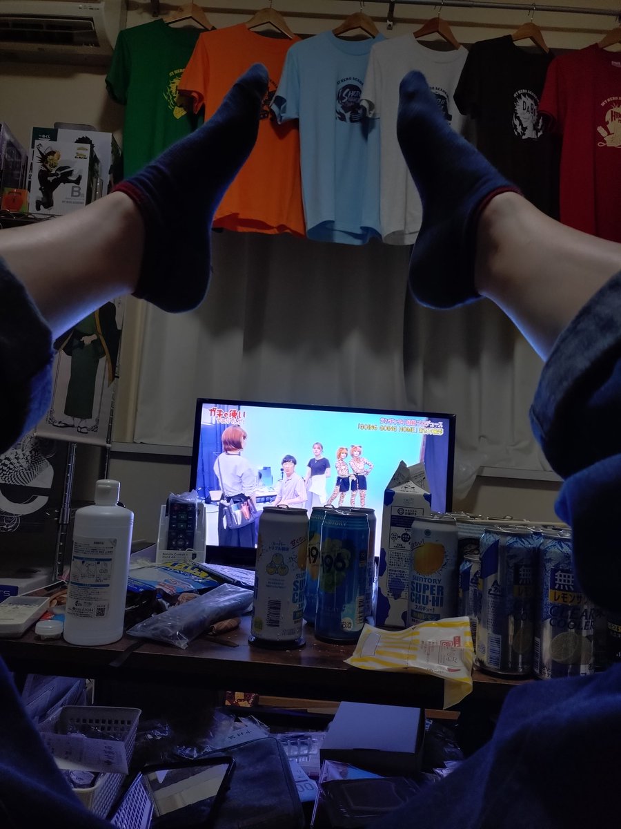 久しぶりの家嬉しくて今これ。
なんかいろんな催促来てたけど、死ね。