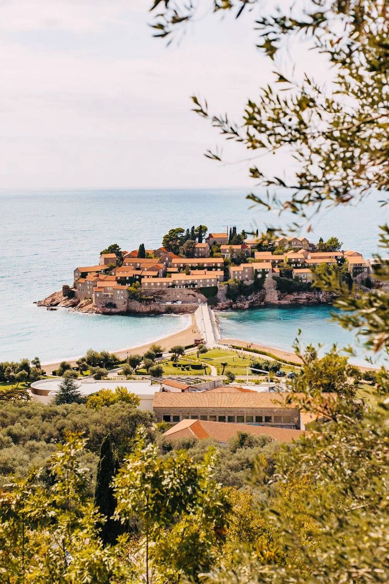 jones_ruby8023's tweet image. Sveti Stefan, Montenegro