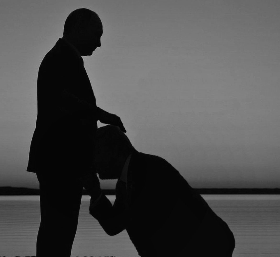 <a href="/johnnymaga/"></a> A blow job, a nap, and golf... a regular superhero.