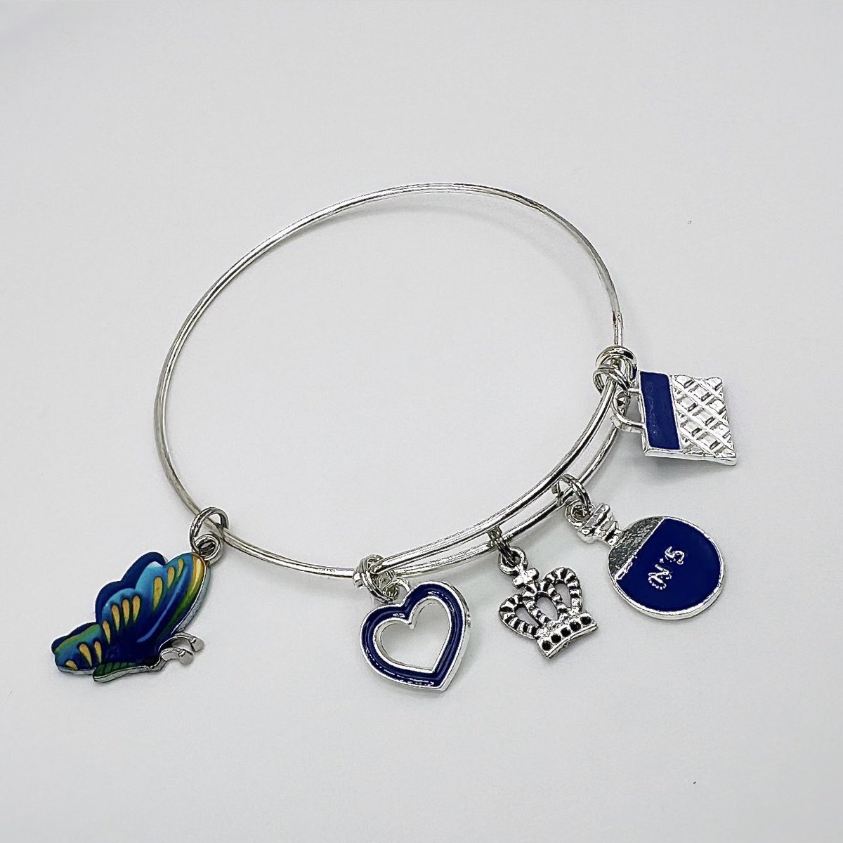 _BCharmed's tweet image. A baby shower gift for a BOY MOM 😍💙👶🏾 #BoyMom