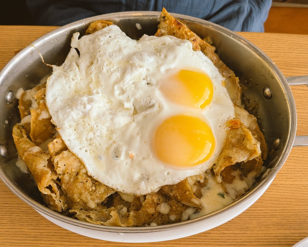 dannysdiners's tweet photo. Barbacoa chilaquiles and Mexican skillet https://t.co/WM4xmi0r6G