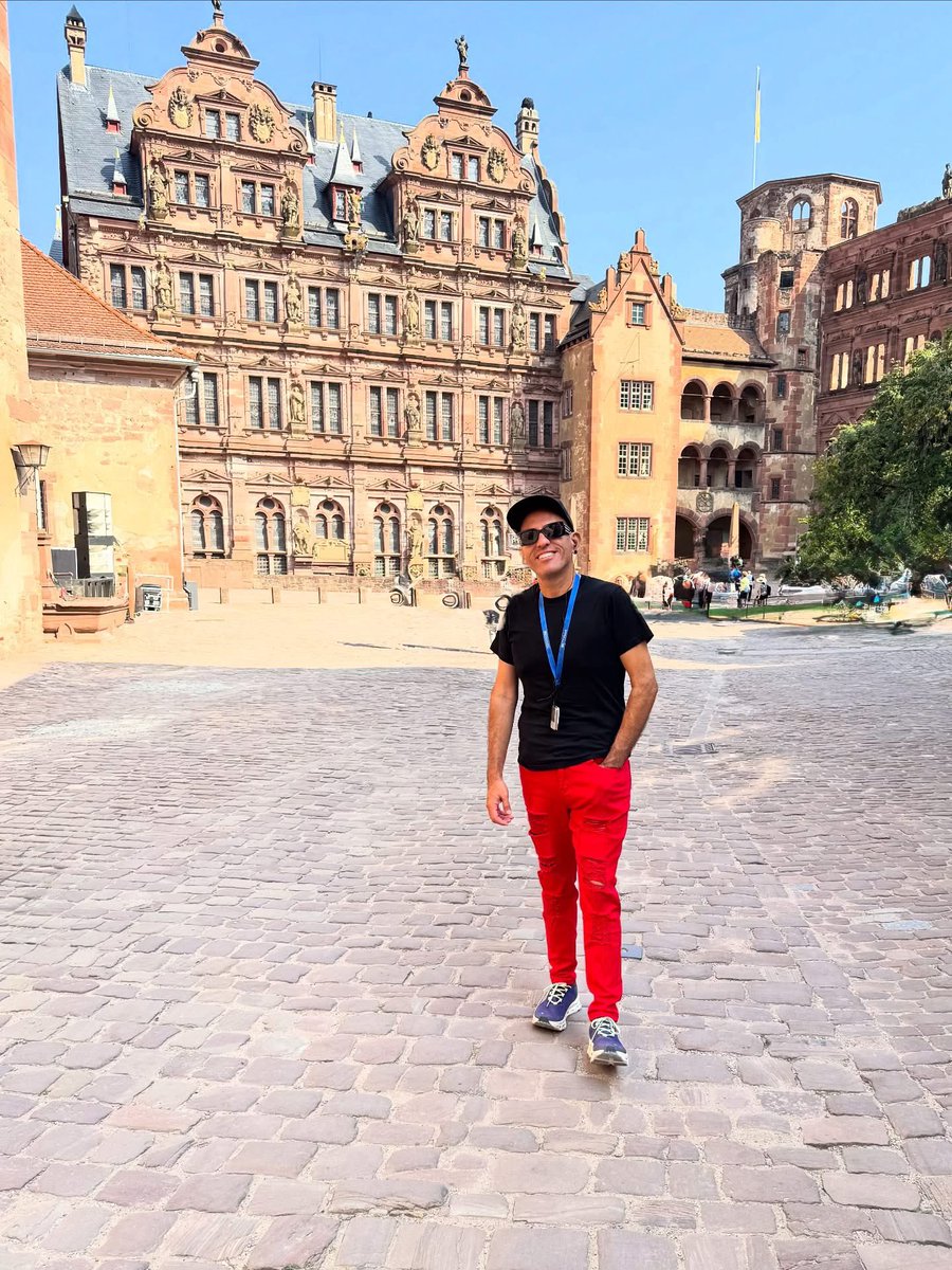 Chrystravelers tweet media