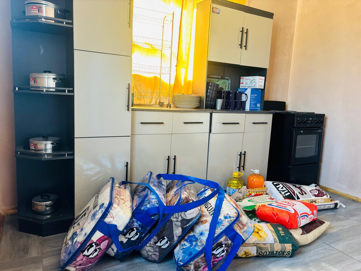 ANCParliament's tweet photo. [IN PICTURES] Today, ANC NEC Member and MP, Cde Nobuhle Nkabane @Dr_NobuhleN, handed over a house to a family in Mfundweni Village, Umzimkhulu, as part of Parliamentary Constituency Work in Mfundweni Village, Ward 13, Joe Modise Branch.

The handover of this house was made possible through collective effort and partnership, showing that when we work together, even small steps can make a meaningful difference in the lives of our people.

This forms part of the ANC’s ongoing commitment to reach communities in every part of our country, especially rural areas, and to ensure that service to the people remains our guiding principle.

🖤💛💚
#ANCAtWork
#ConstituencyOutreach
#ThePeoplesMovement