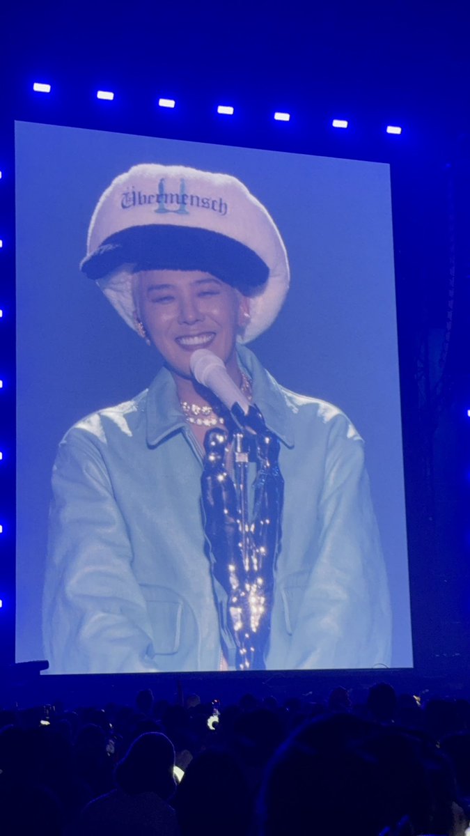 Love you on August 18th, and love you every day.

#권지용의_데이지가_만개한날

#HBD_GD_FIYHI8H

#지드래곤