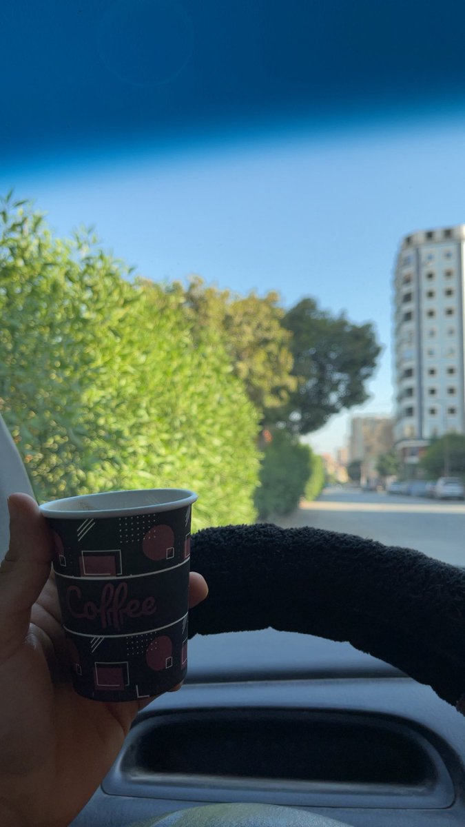Recreating “أيام الباطنة” يمكن أعرف اذاكر