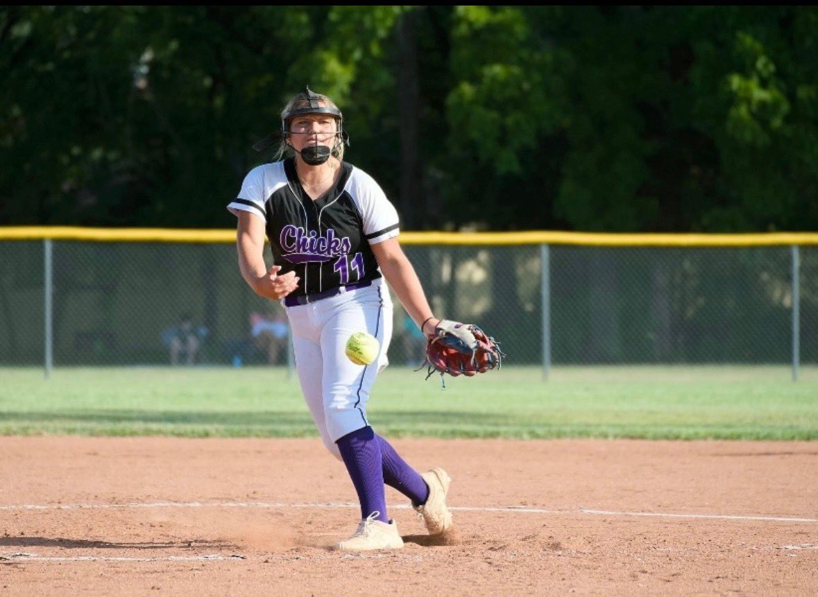 👋MEET THE SQUAD!👋

Next junior is 2027 RHP Devyn Younce <a href="/Devyn20571129/">Devyn Younce 2027</a> . She hails from Pleasant Hill, MO where she attends Pleasant Hill HS. She is ready to mow down challengers! 💪💪 Excited she is apart of  the crew! <a href="/TGA_Turner/">Top Gun National 18U</a> <a href="/TGASciara/">Top Gun National 16</a>