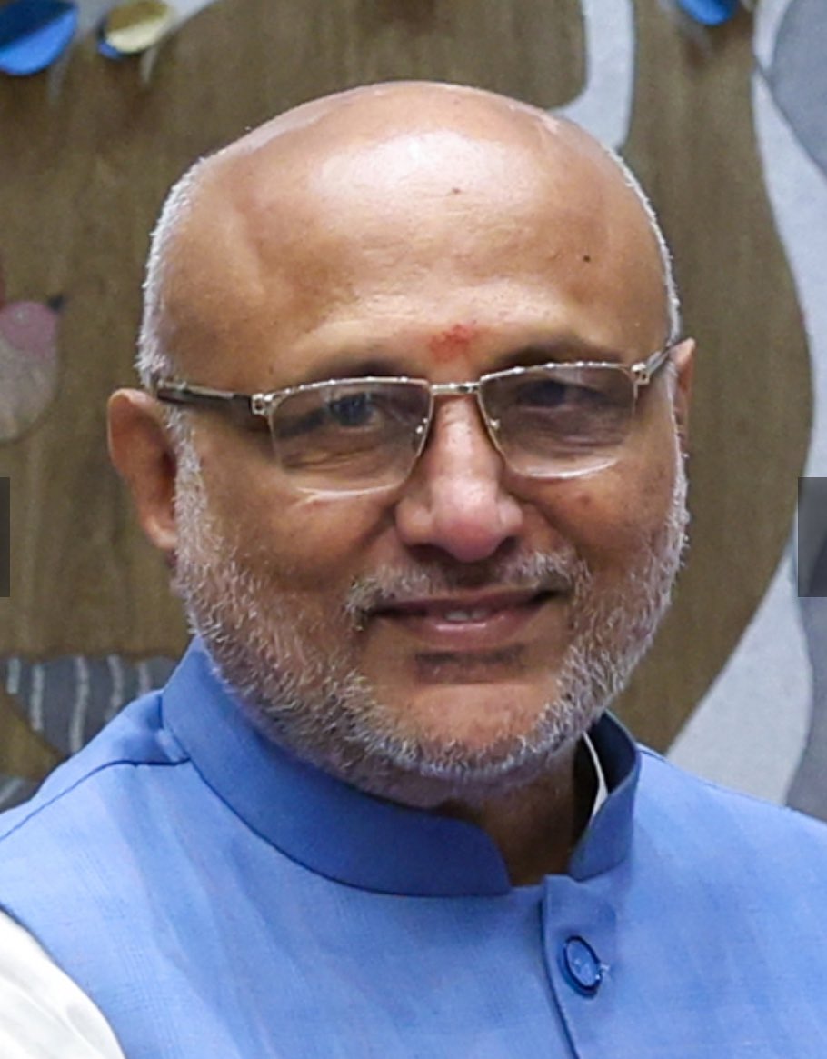 LloydMathias's tweet image. Yet again the Modi-Shah combine have left seasoned journalists rushing for CPR with the stealth &amp;amp; secrecy in naming a VP candidate no one really had a clue about. #VP #cpradhakrishnan #vpelection