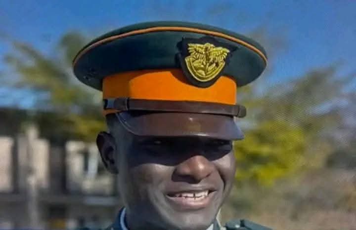 Ati HH's son was among  the first batch of the VOLUNTARY national service military training under the auspices of Zambia National Service and was among the recently commissioned. Guys I clearly don't see anything wrong with this, if anything this is leading by example.