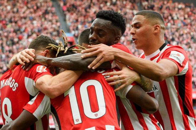 Miguel Á. Refoyo "REFO" (@refo) on Twitter photo Hoy se estrena el famoso <a href="/AthleticClub/">Athletic Club</a>. A ver qué nos depara esta ilusionante temporada. #WIN2035 #ATHlive Hoy se estrena el famoso <a href="/AthleticClub/">Athletic Club</a>. A ver qué nos depara esta ilusionante temporada. #WIN2035 #ATHlive