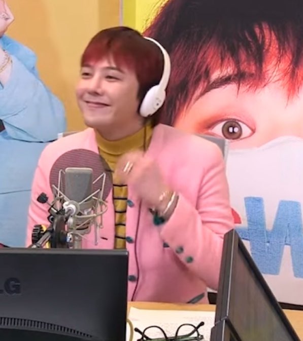 Wishing good luck always be on your side
#권지용의_데이지가_만개한날
Wishing you a birthday as free and bright as your heart.
#HBD_GD_FIYHI8H 

#지드래곤