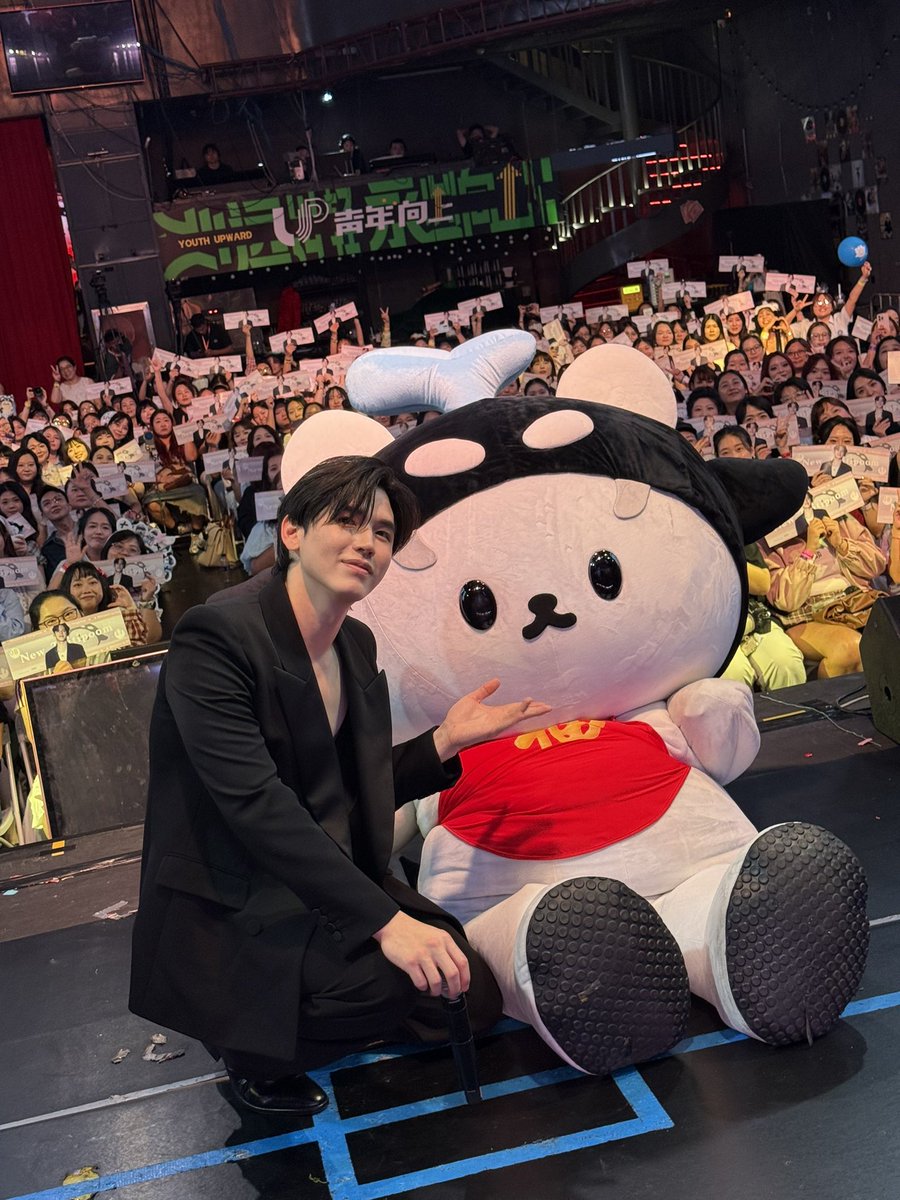 polcasan_GMMTV's tweet photo. ขอบคุณนะฮับเจ่เจ้ ซังมาหางโจวสนุกม้ากกก ไว้เจอกันใหม่นะฮับ👋🏻💙
#NewPolcasanFMHangzhou
#POLCASAN https://t.co/ZVWF44GOLj