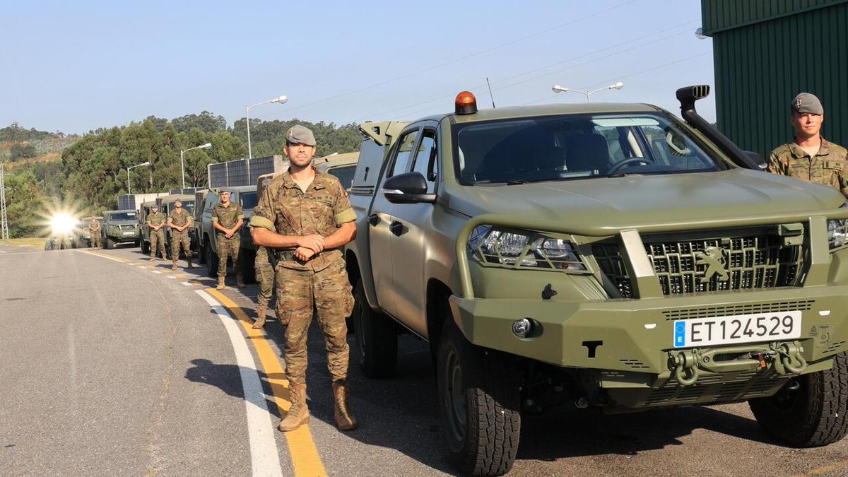 🔴 #URGENTE | La Armada se moviliza para luchar contra los incendios a petición de la UME y se mantiene lista para "aportar personas y medios" dozz.es/1ganb2