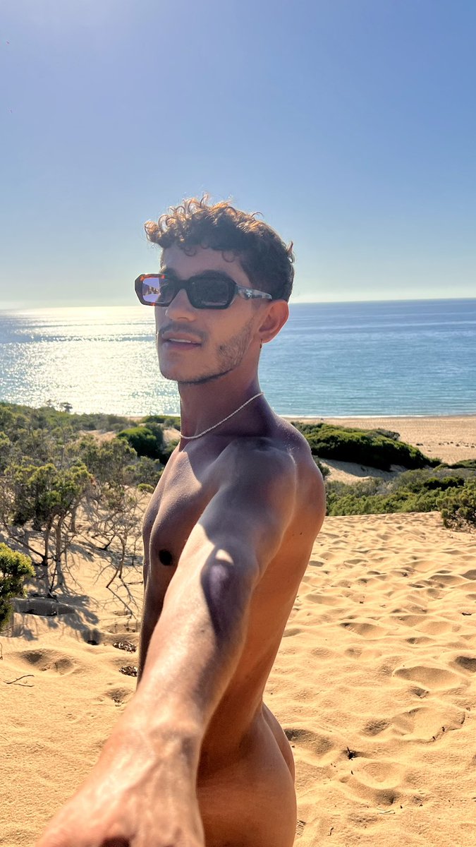 _ssimone_s's tweet photo. 🍑
#gay #naturist #naturism #naturistbeach #nakedbeach #nudebeach #nudistbeach #youngnaturists #summertime #gaybeach #gayman 
@gaypublic3 @nakeditalians https://t.co/c6Dii71aXx