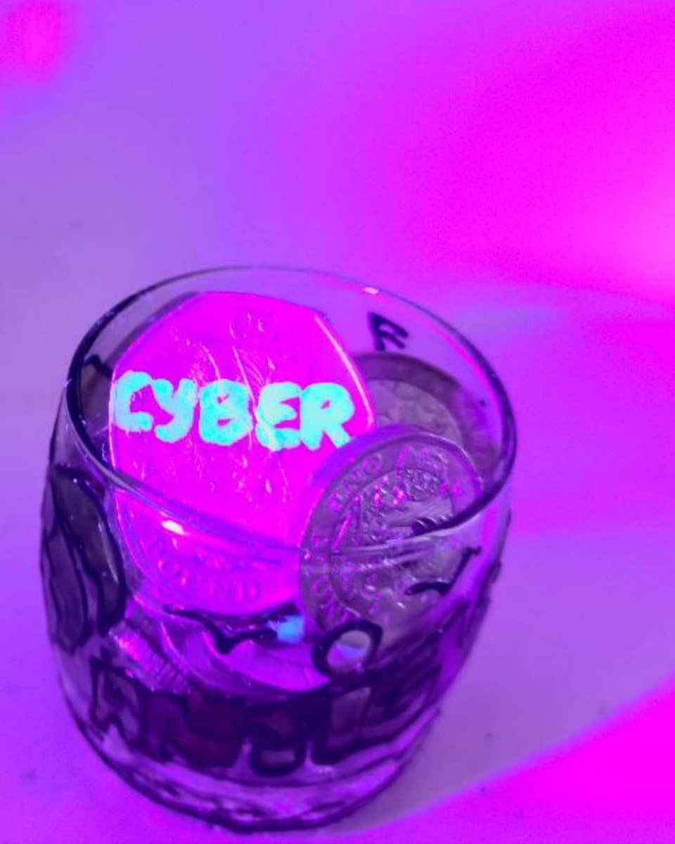 writingloris's tweet image. In Cyber Ciphers, I wanted to explore a little bit of what’s going on in the world of AI at present, where suddenly an AI starts lionising Hitler or rewriting the truth of history in favour of one race or another. #amreading #steamforkids #stemforkids #middlegradebooks