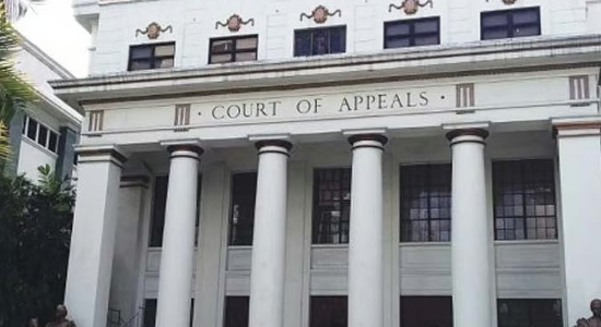 tribunephl's tweet image. The Court of Appeals (CA) has denied the plea of four Makati City policemen to set aside its 14 February decision that upheld their conviction for kidnapping and sentenced them to reclusion perpetua.

Read more at: tribune.net.ph/2025/08/17/ca-…

#DailyTribune #CA #Makati