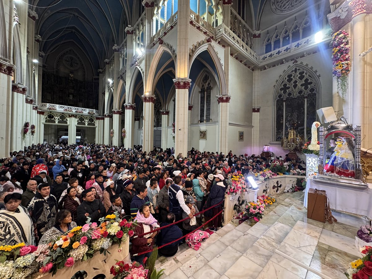 Siga EN VIVO ⭕️ Eucaristía de despedida de la Virgen de El Cisne desde Basílica. 

Por <a href="/primereporte/">Primer Reporte</a>