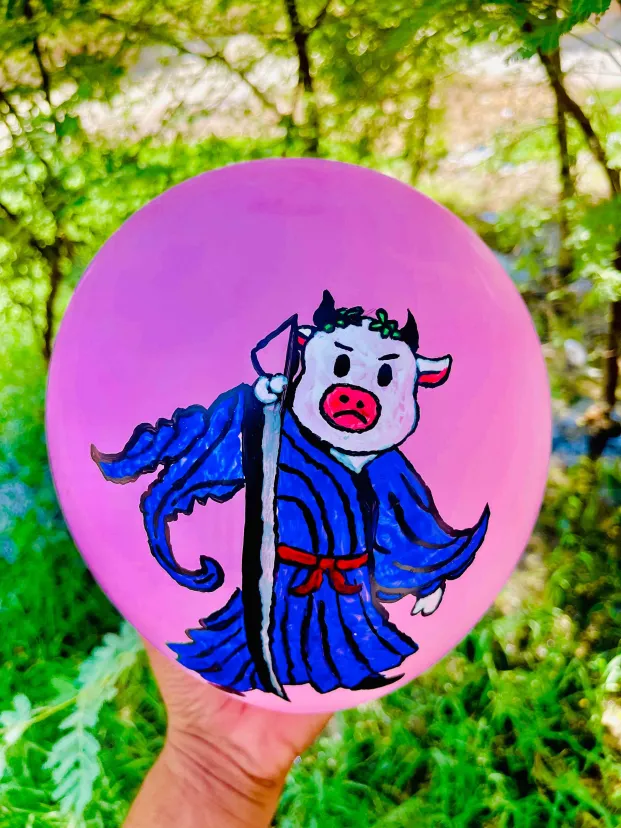 michaeljamesd89's tweet photo. I managed to draw this on a balloon

@lamumudotxyz @commondotxyz https://t.co/SbzzdoGI5n