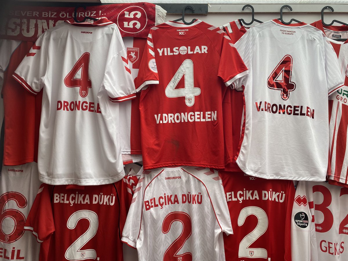 Last 4 days to Europe !!! 
<a href="/Samsunspor/">Samsunspor 🇹🇷</a> <a href="/paofc_/">Panathinaikos F.C.</a> 
(<a href="/irickoss_/">Rick van Drongelen</a> als je dit twit liked , ga k 10 shirts uitdelen met je naam en nummer 😁)