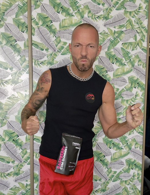 Watch ꧁𝑪𝒆𝒅𝒓𝒊𝒄 𝑫𝒓𝒆𝒂𝒎𝒆𝒓 ₂₂ ꧂'s leaked NSFW photo on TwXstars