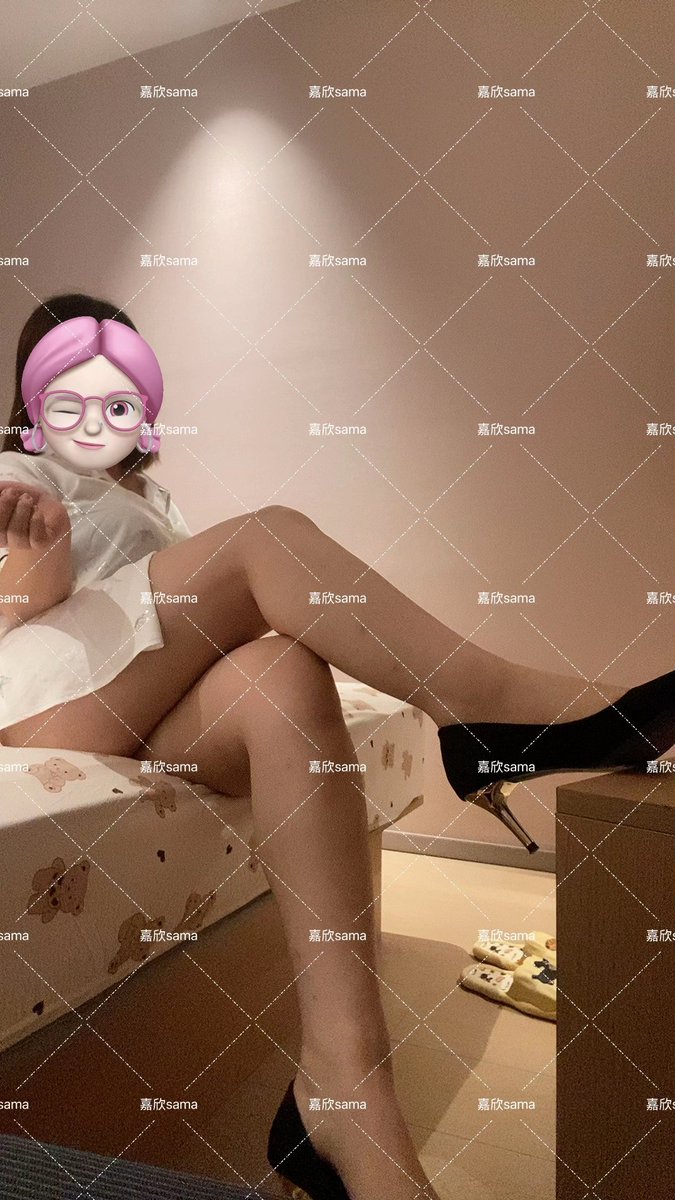 啧啧啧～是妈妈的乖狗吗？！跪下说话。
#压榨奴 #atm奴 #贞操管理 #倒计时