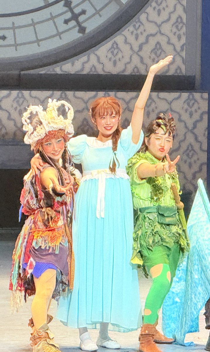 tecchi_m's tweet photo. お盆休みラストはピーターパン🧚

娘が卒園時の生活発表会でウェンディ役をした演目！この数年観劇したがってたけど、ようやく果たせた🥺

最後のスペシャルカーテンコールも最高😆アッアッーーーアッアーーー💃🕺

#ミュージカルピーターパン https://t.co/Q8CIwbVZBR