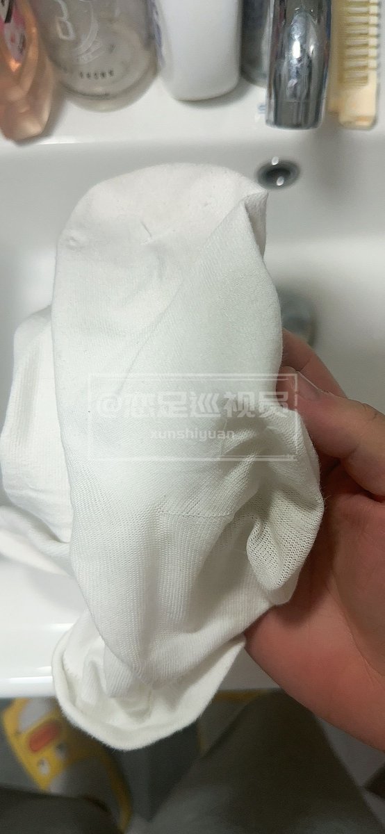 同好群 |精选分享

同好群分享：老婆的的亲妹妹来家里做客过夜，晚上等她们都睡着后直接拿着妹妹穿了一天的鞋子袜子去厕所套鸟猛插！

进群：t.me/xunshiyuan
进群看主页
扫楼攻略教程

#尾随 #平底鞋 #恋足 #打胶 #扫楼  #玩脚 #玩鞋 #短丝 #约炮 #美女 #船袜 #足交 #骚高跟 #棉袜臭脚 #黑丝