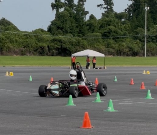 本日はFM関東様主催のJARI試走会に参加しました！

二日間通して周回を重ね、大会に向け有意義な走行ができました！
途中トラブルがあり、多くのチームの方にご迷惑をおかけしましたが、
皆様のおかげで大事に至ることなく
二日を終えることができました。
本当にありがとうございます！