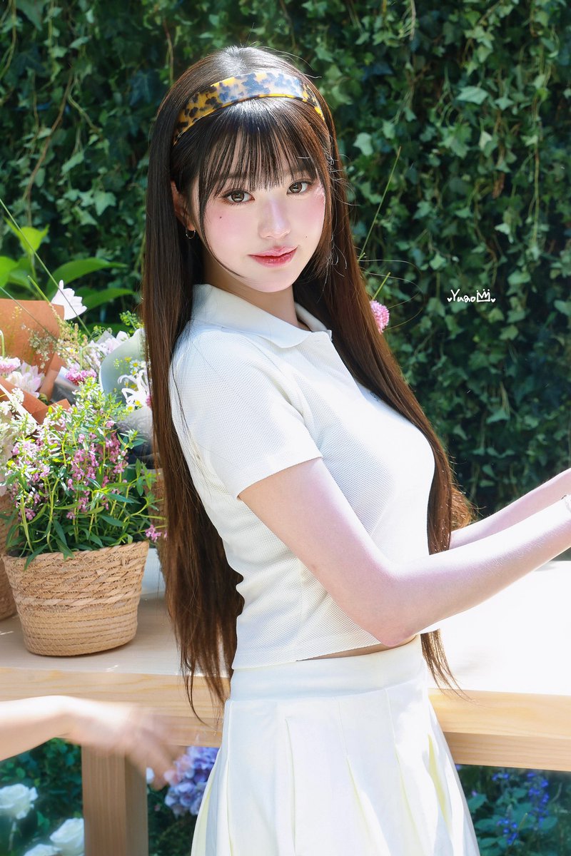 wonyoungpics's tweet image. a doll